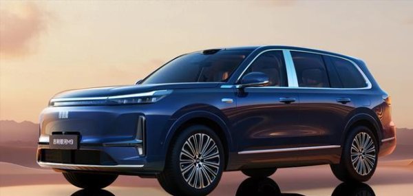 慧仁策略 银河M9实车亮相！机械门把手+双腔空悬，续航超1500km，要卖爆？